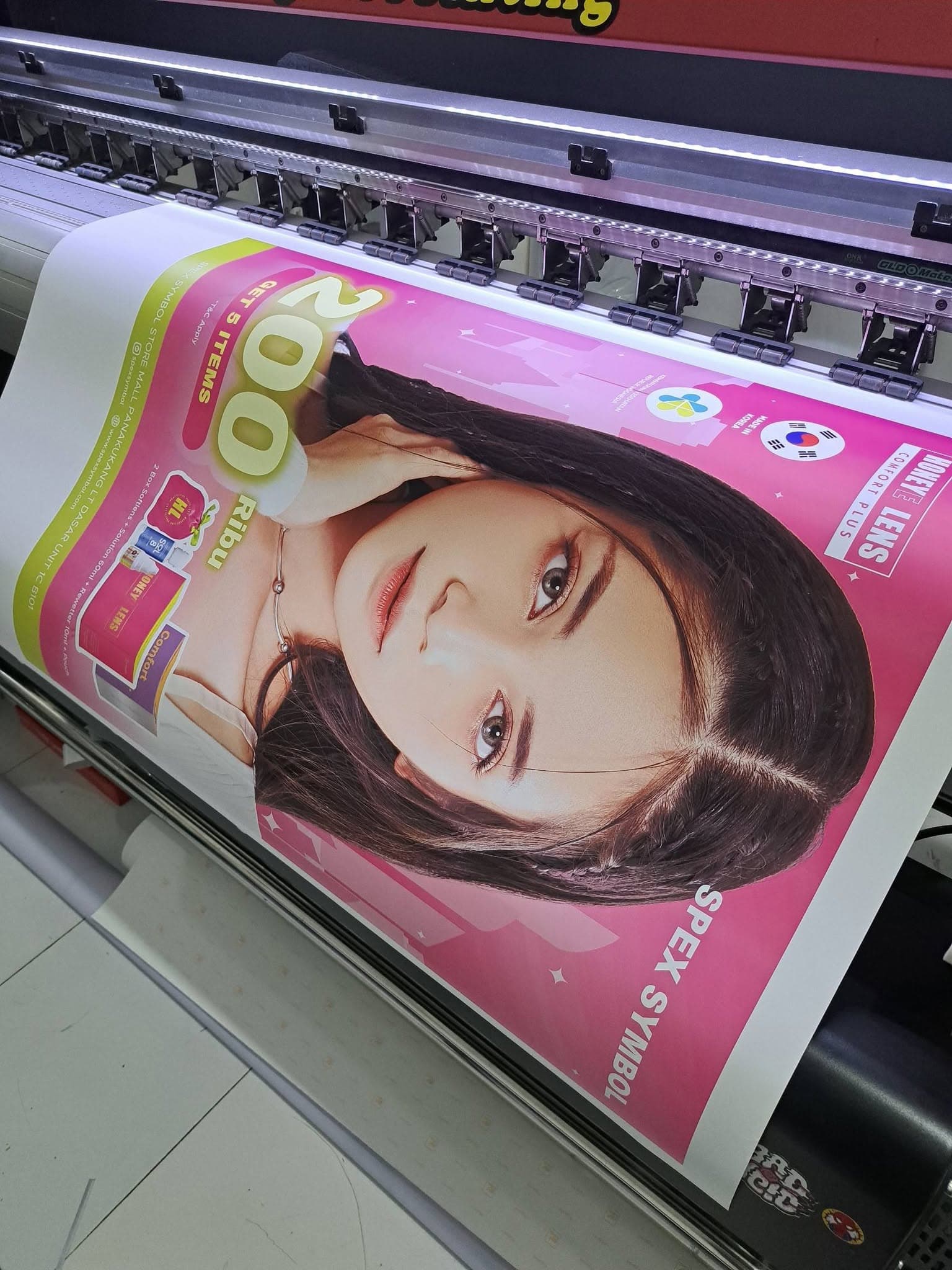 Contoh cetak stiker promosi
