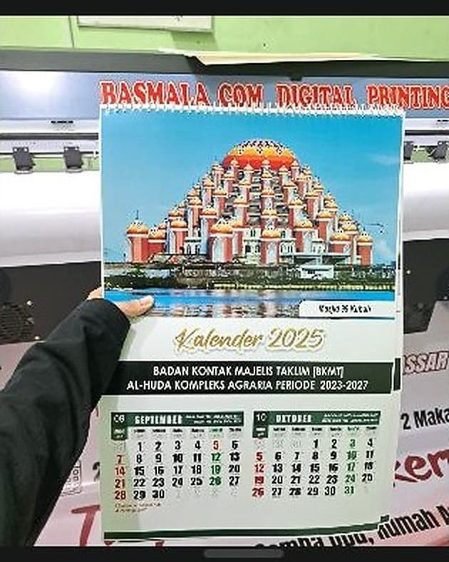 Kalender Gantung/Dinding — foto 4 dari 7