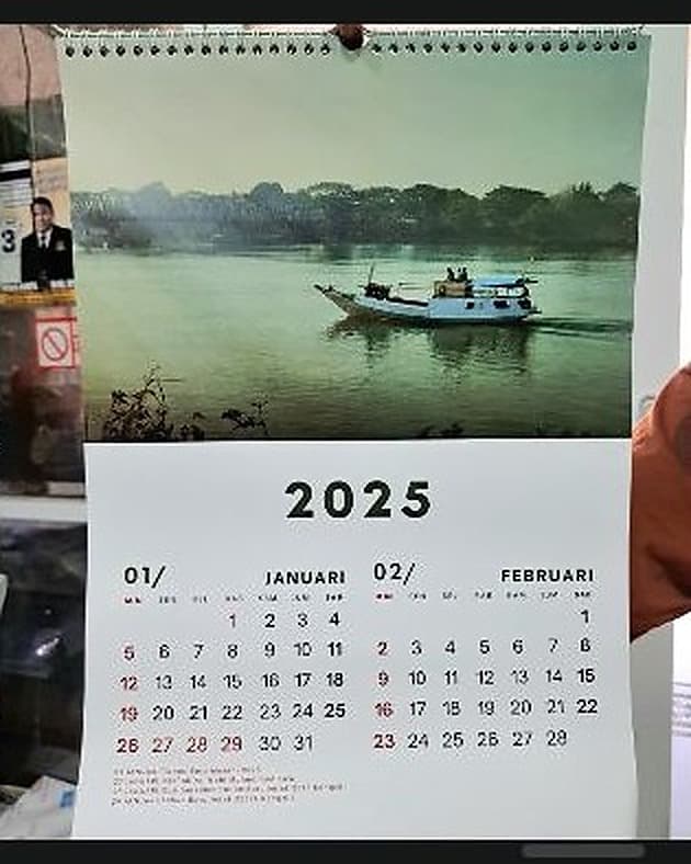 Kalender Gantung/Dinding — foto 6 dari 7