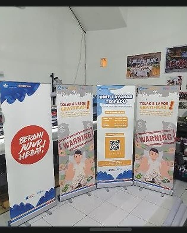 Roll Banner — foto 4 dari 6