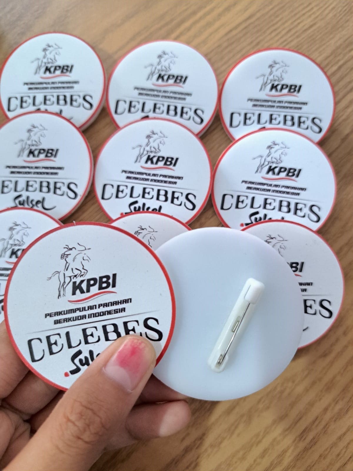 Pin Akrilik Custom Basmala Com